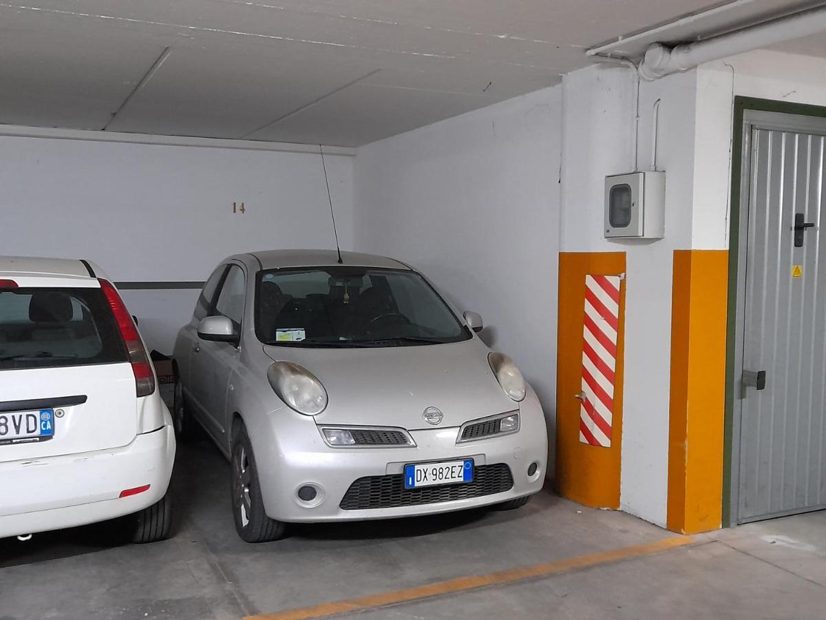 Da Sofia Apartment-Parking Cagliari Extérieur photo